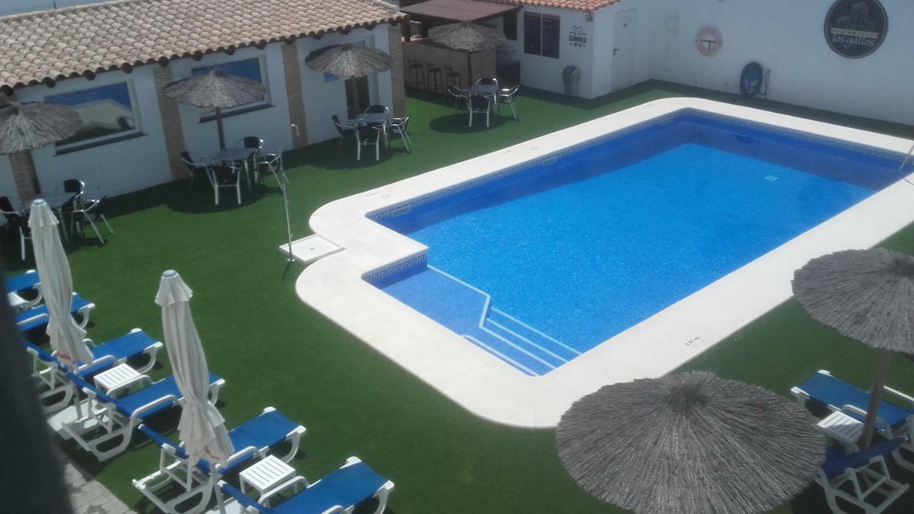 Hotel Cortijo Los Gallos Chiclana de la Frontera Bagian luar foto